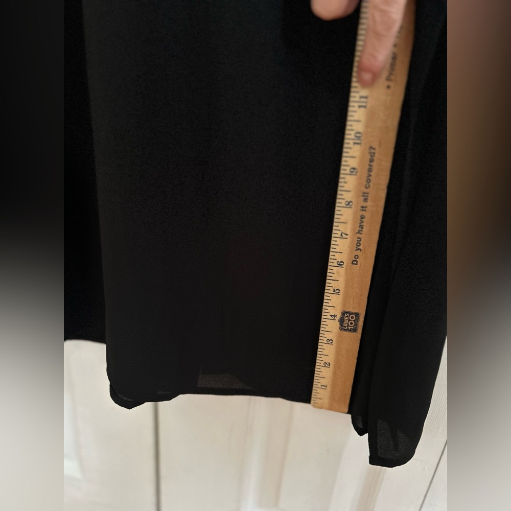❤️ 3/$15❤️
H&M crepe ankle length dress - Picture 9 of 14